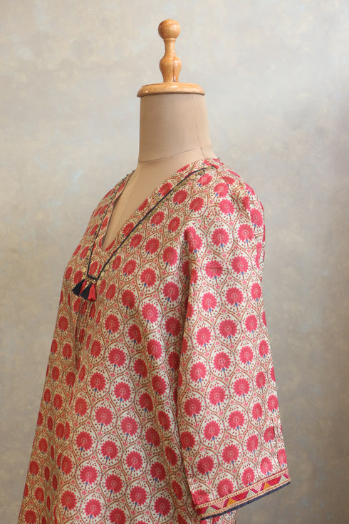 Lightly Embellished Neck Tunic